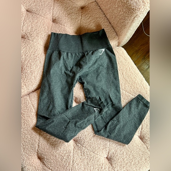 Gymshark Grey Workout Set sz M - Picture 3 of 12